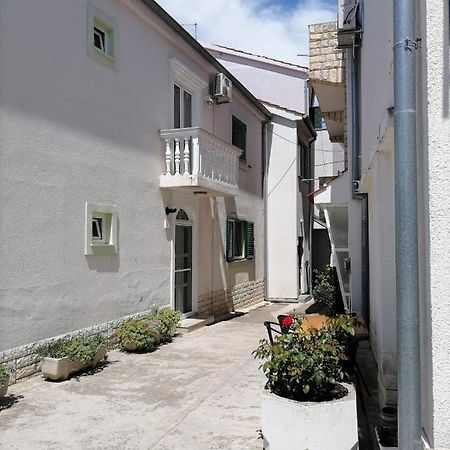 Apartmani Gajeta Biograd Na Moru Bagian luar foto