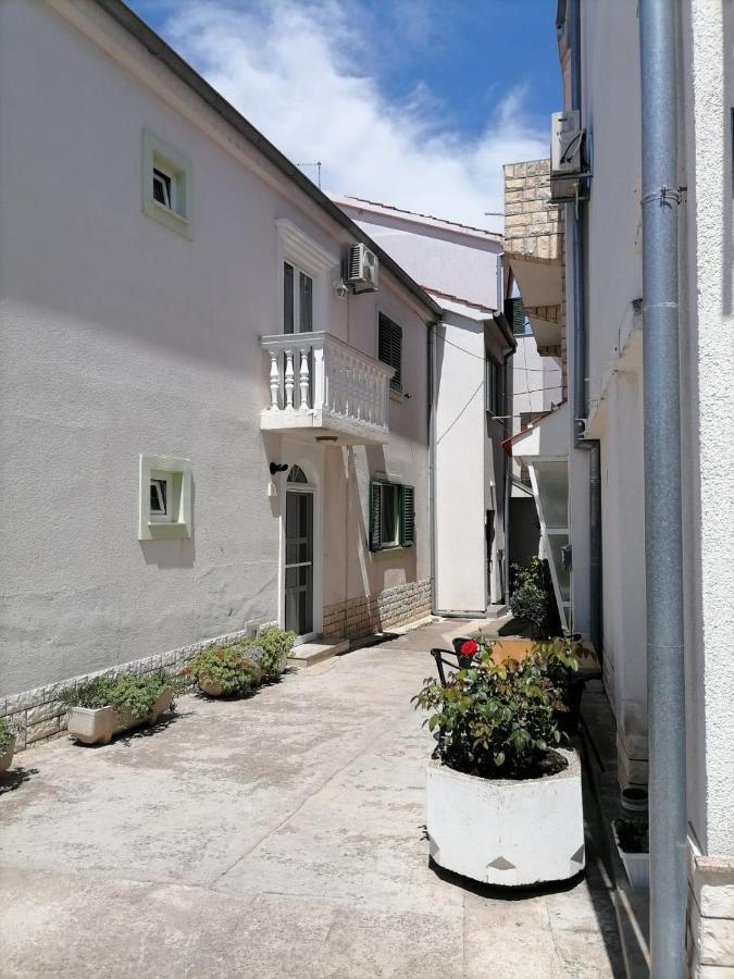 Apartmani Gajeta Biograd Na Moru Bagian luar foto