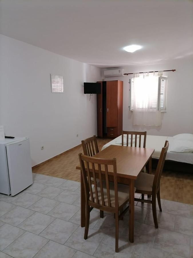 Apartmani Gajeta Biograd Na Moru Bagian luar foto