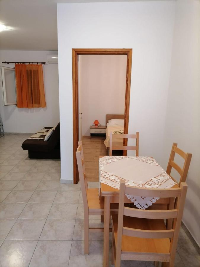 Apartmani Gajeta Biograd Na Moru Bagian luar foto