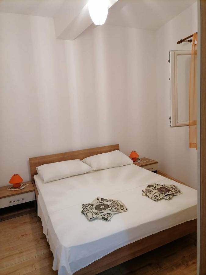 Apartmani Gajeta Biograd Na Moru Bagian luar foto