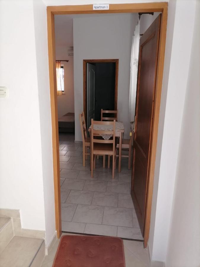 Apartmani Gajeta Biograd Na Moru Bagian luar foto